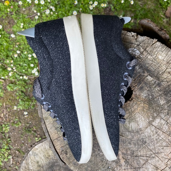 Two Pairs AllBirds Wool Pipers Size 8: One Black and one Brown - Picture 3 of 13